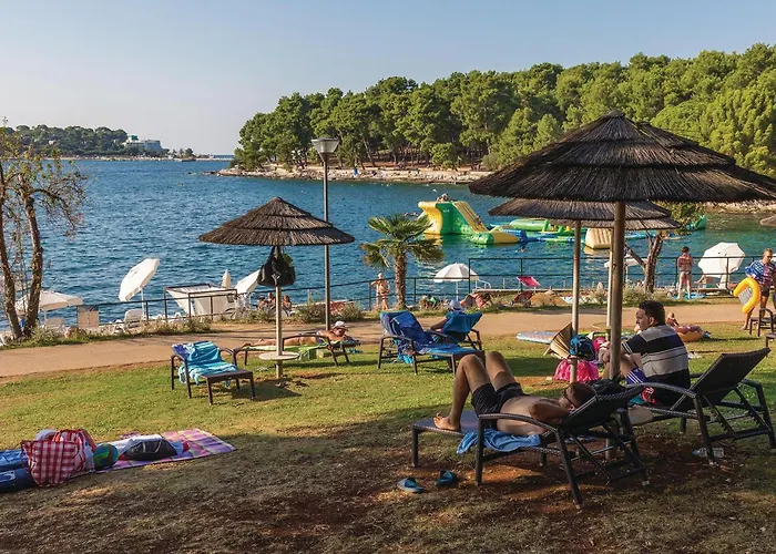 Lejlighed 2 Bedroom Cozy In Poreč
