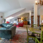 2 Bedroom Cozy In Διαμέρισμα