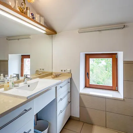 Daire 2 Bedroom Gorgeous In *